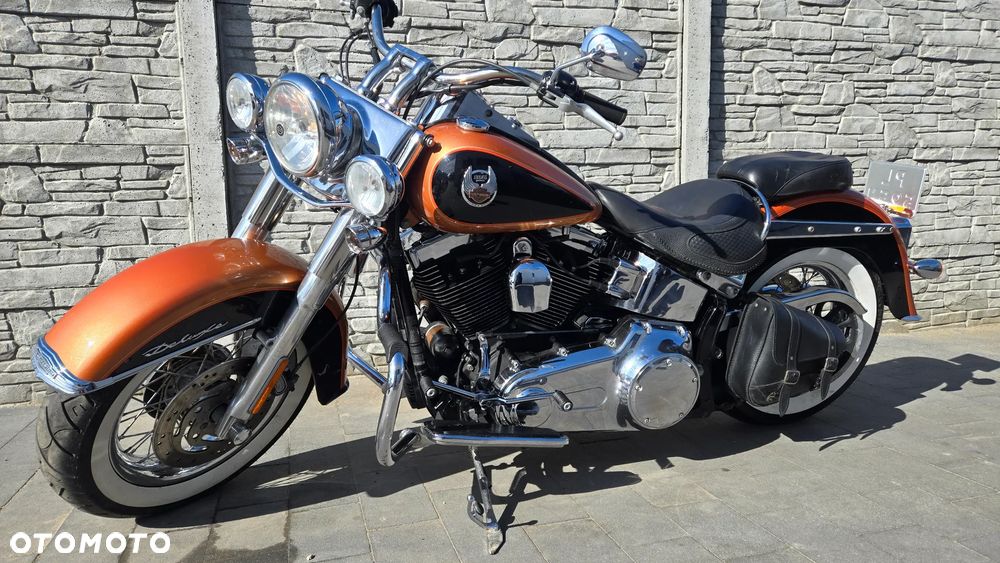 Harley-Davidson Softail Deluxe - 24