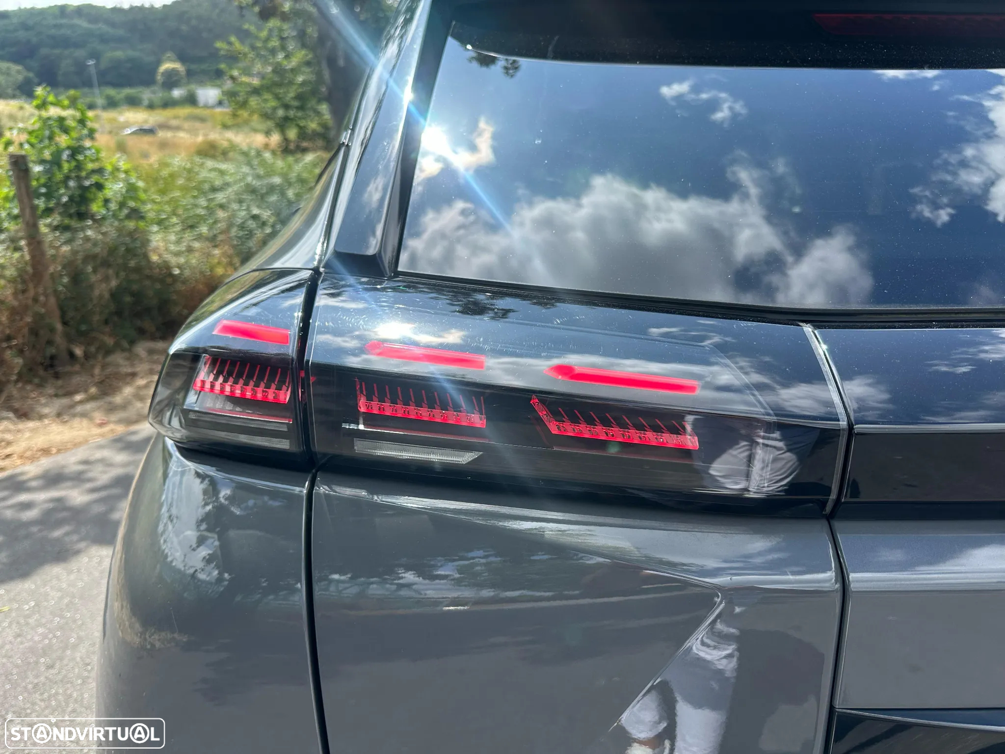 Peugeot e-2008 50 kWh GT Pack - 16