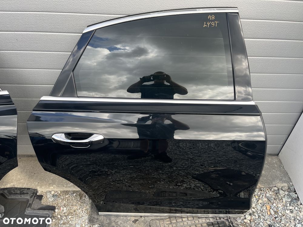 Drzwi tylne prawe Audi A8 D5 LY9T - 1