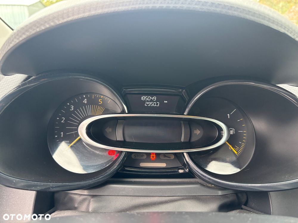 Renault Clio 1.5 dCi Authentique - 8