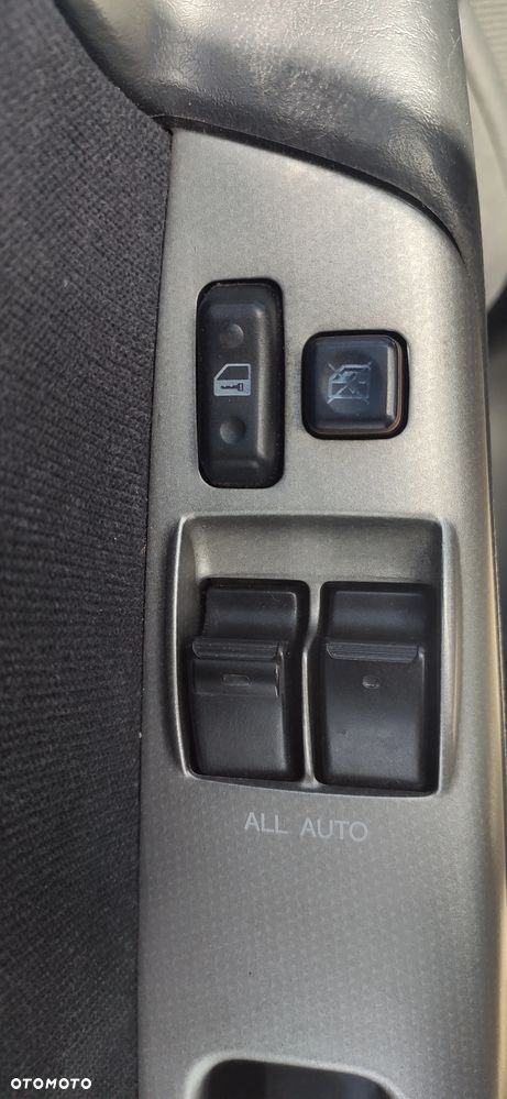 Toyota Corolla - 10
