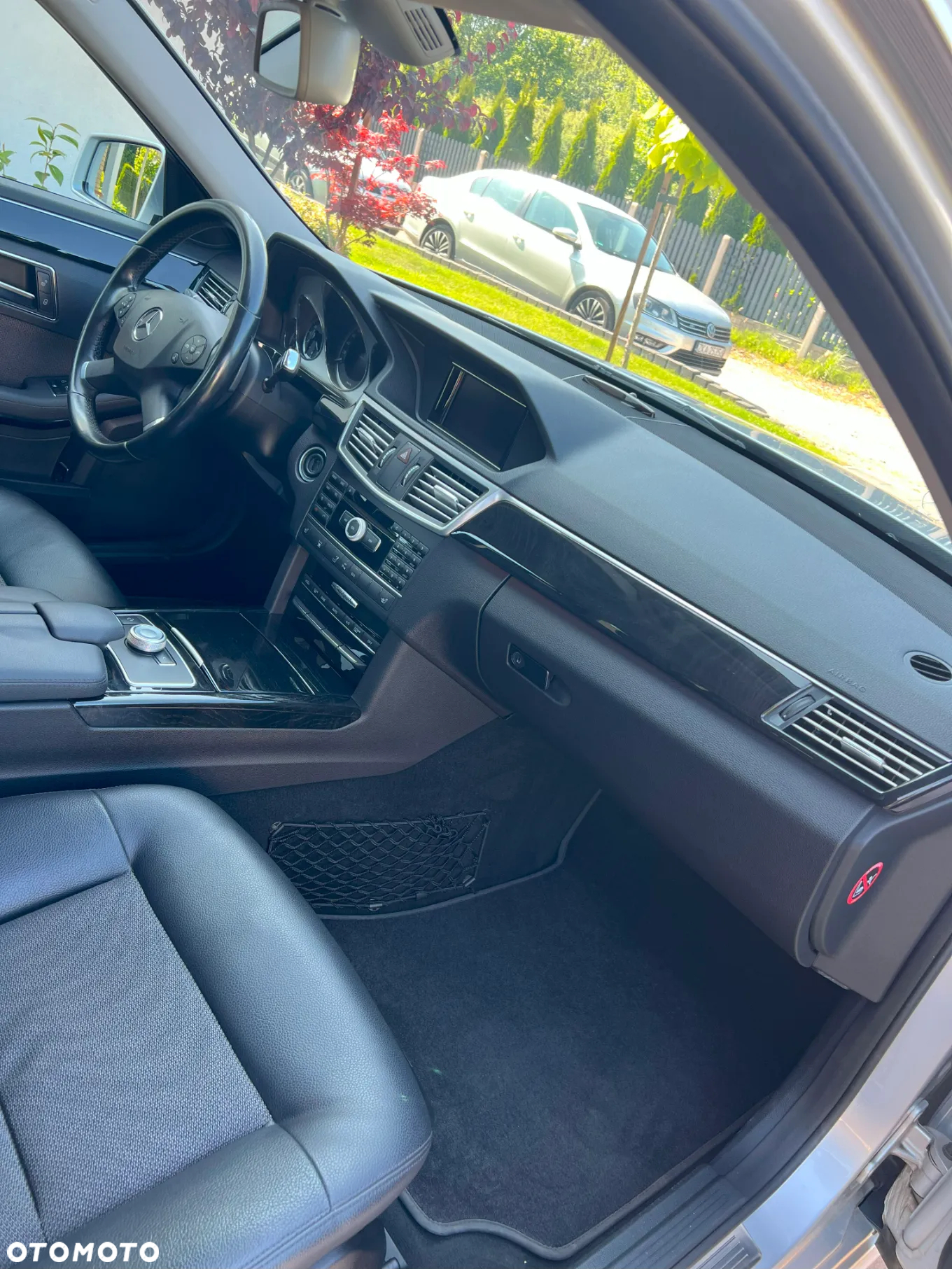 Mercedes-Benz Klasa E 220 CDI BlueEff Avantgarde - 9