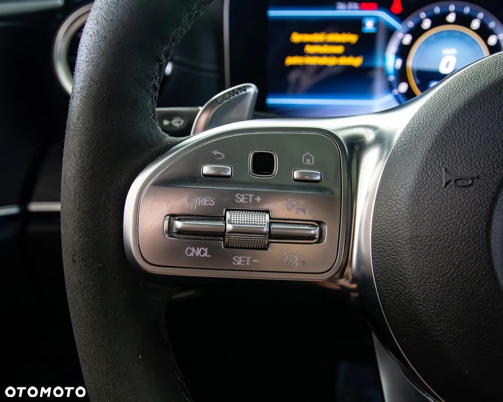 Mercedes-Benz Klasa E AMG 63 S 4Matic+ AMG Speedshift MCT-9G - 21