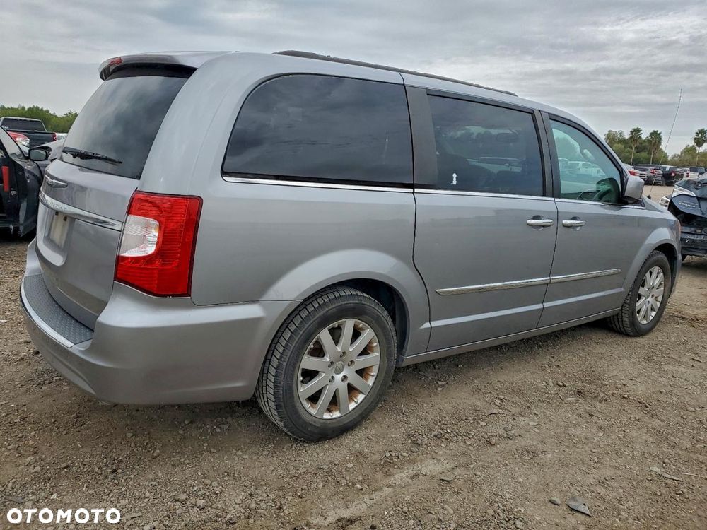Chrysler Town & Country 3.6 Touring - 6