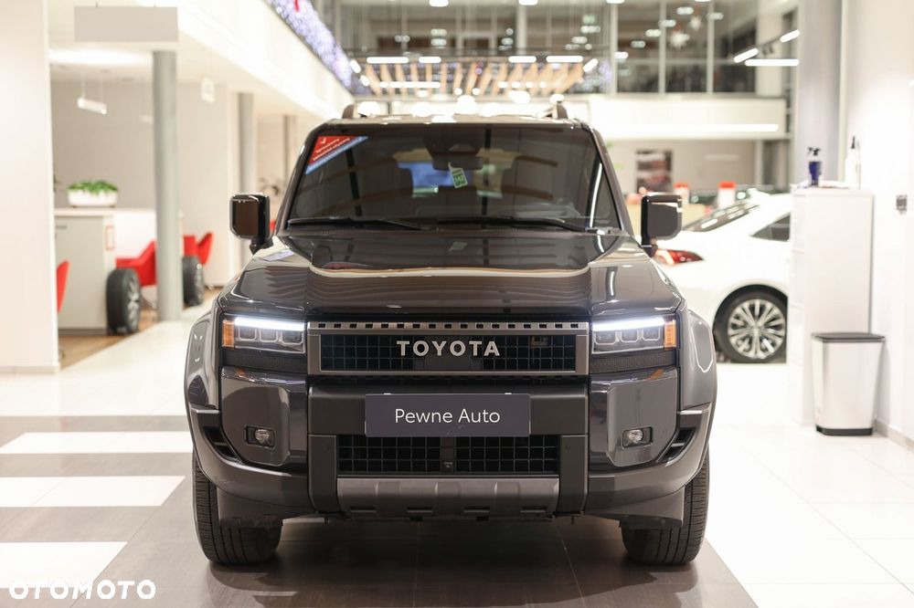 Toyota Land Cruiser - 3