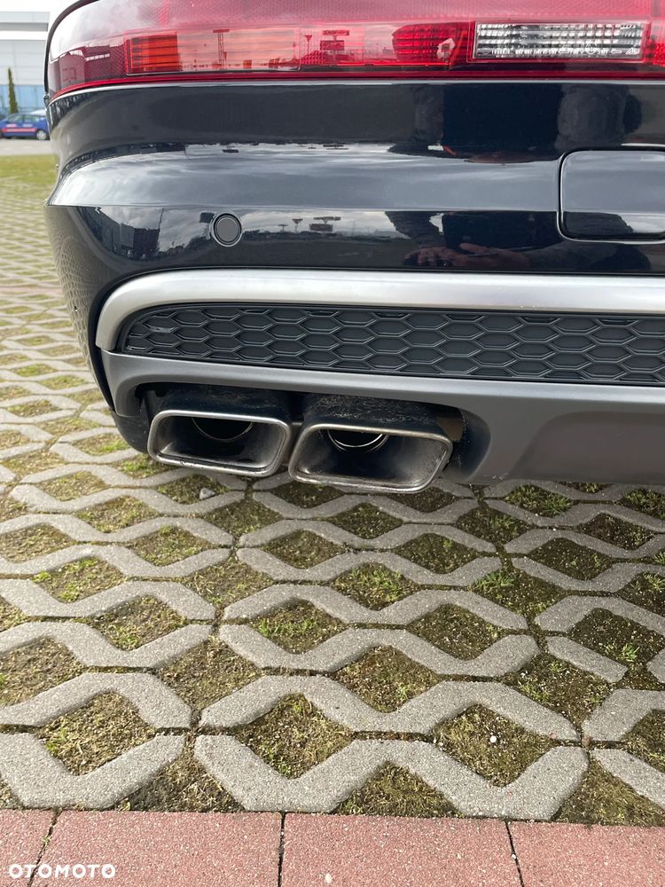 Audi SQ7 - 7