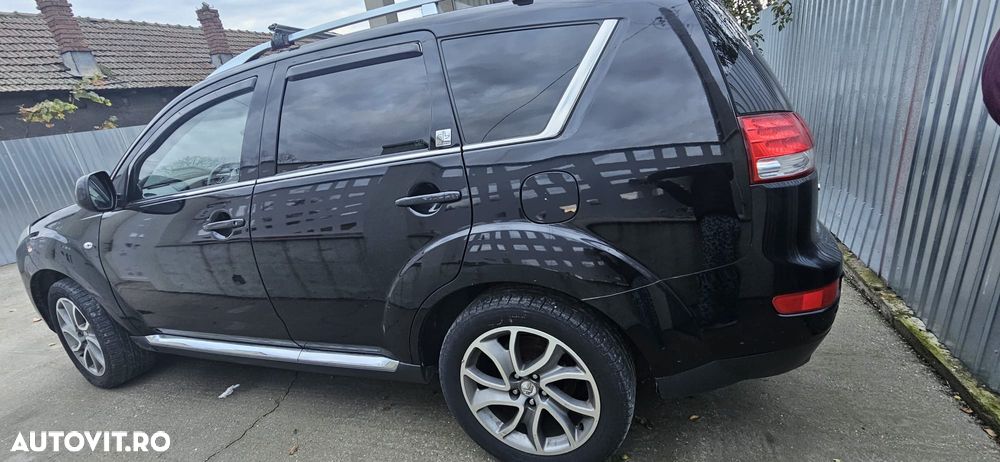 Citroën C-Crosser 2.2 HDI Exclusive - 6