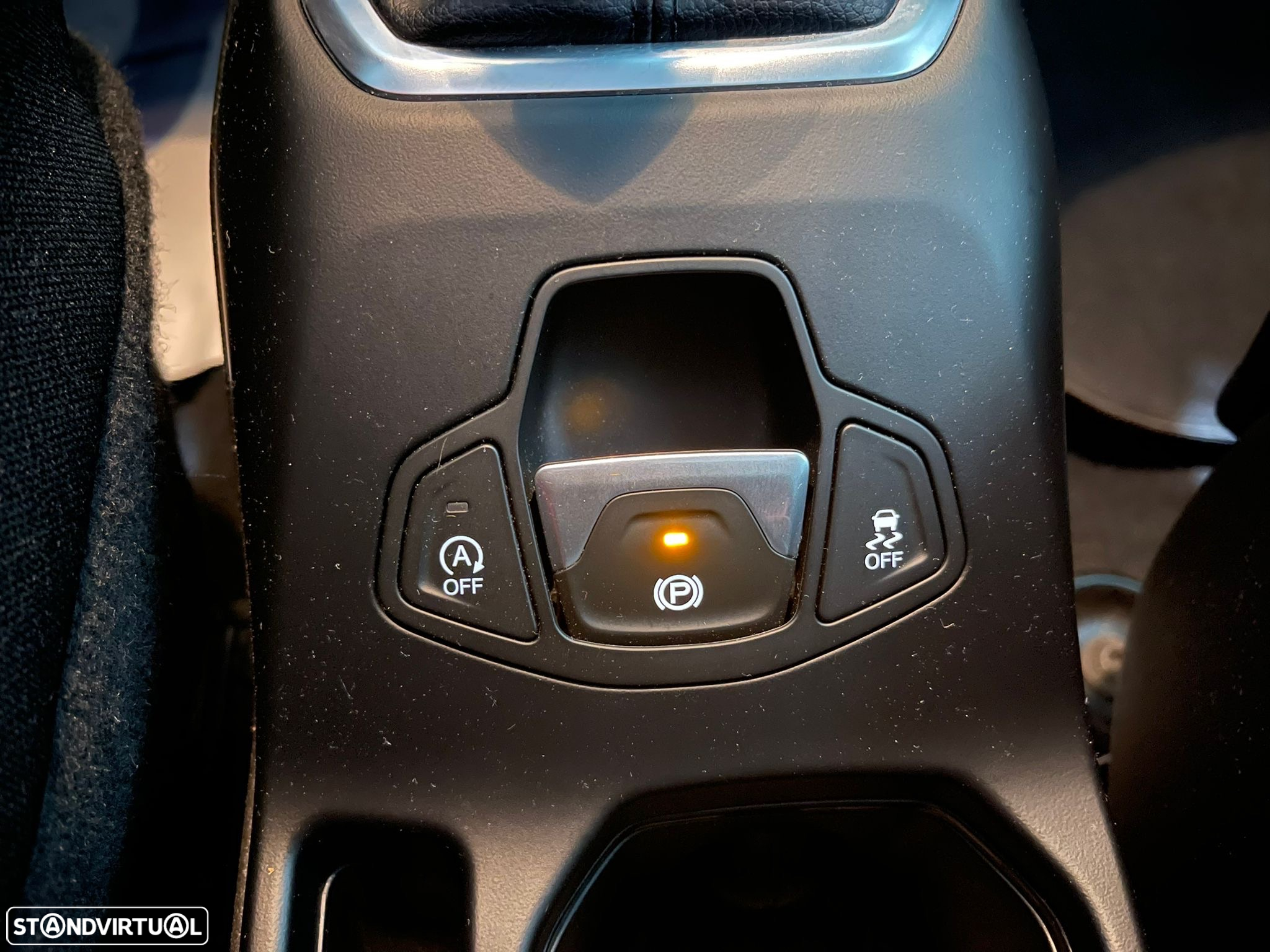 Jeep Renegade 1.0 T Limited - 14