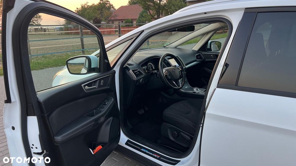 Ford S-Max - 10