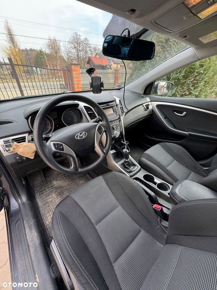 Hyundai i30 1.6 CRDi Comfort - 11