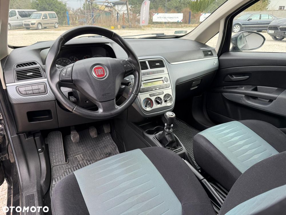 Fiat Grande Punto - 2