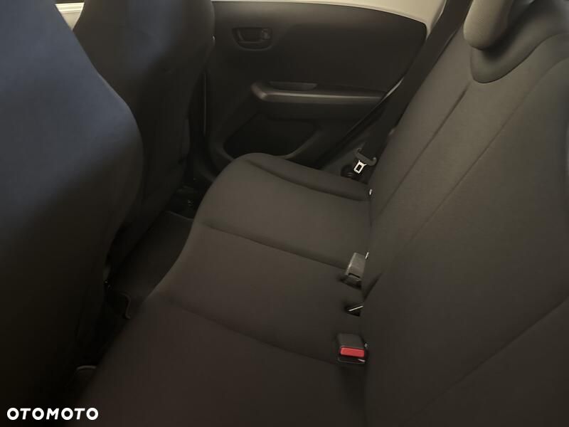Toyota Aygo - 18