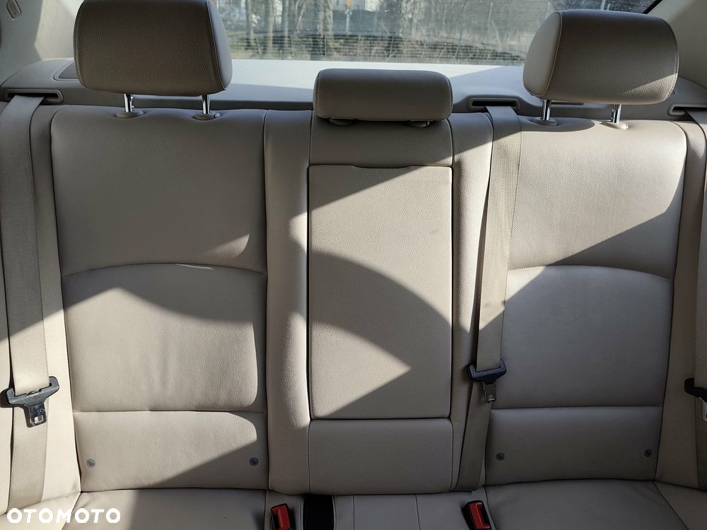 BMW Seria 5 530d xDrive - 22