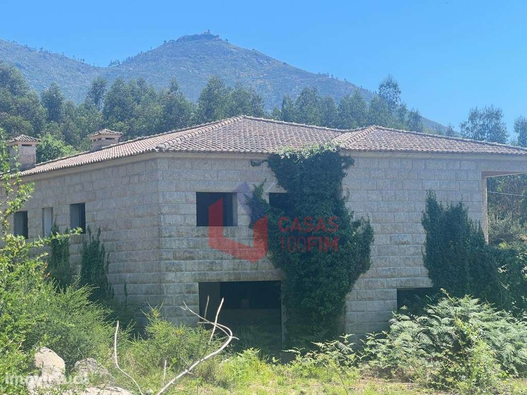 Quinta Rural com 12.806m2, com moradia térrea de 3 quartos em const... - Grande imagem: 3/28