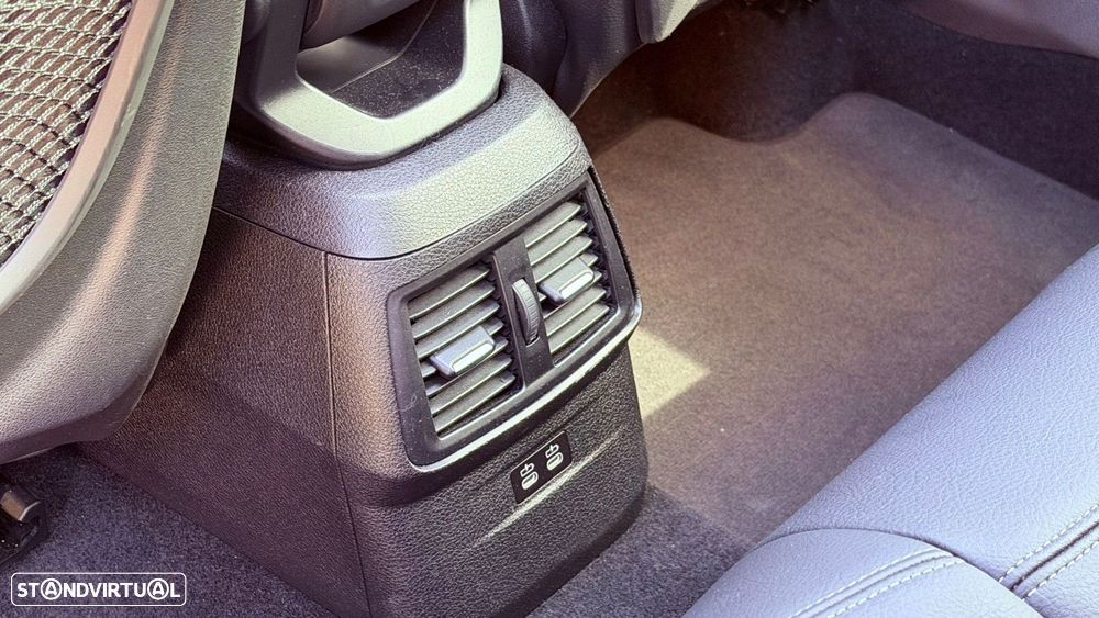 BMW 225xe Active Tourer iPerformance - 24