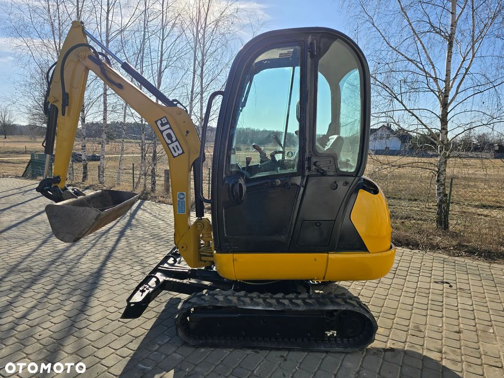 JCB 8018 - 6