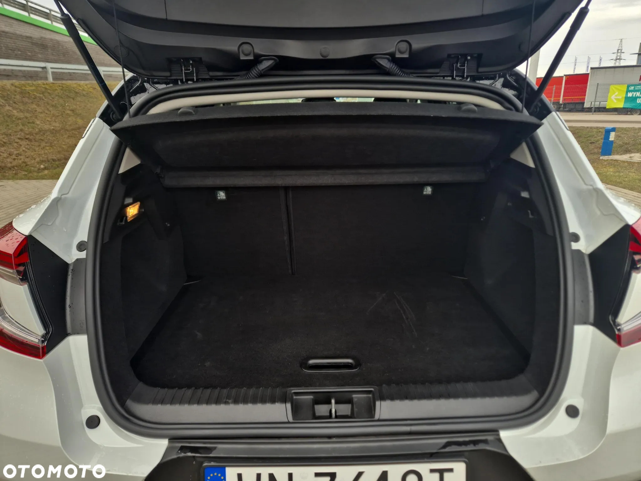 Renault Captur - 17