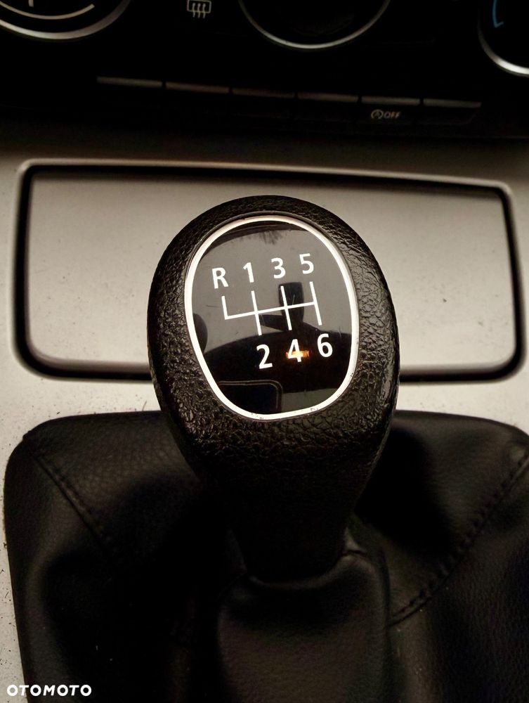 BMW Seria 3 320d - 13