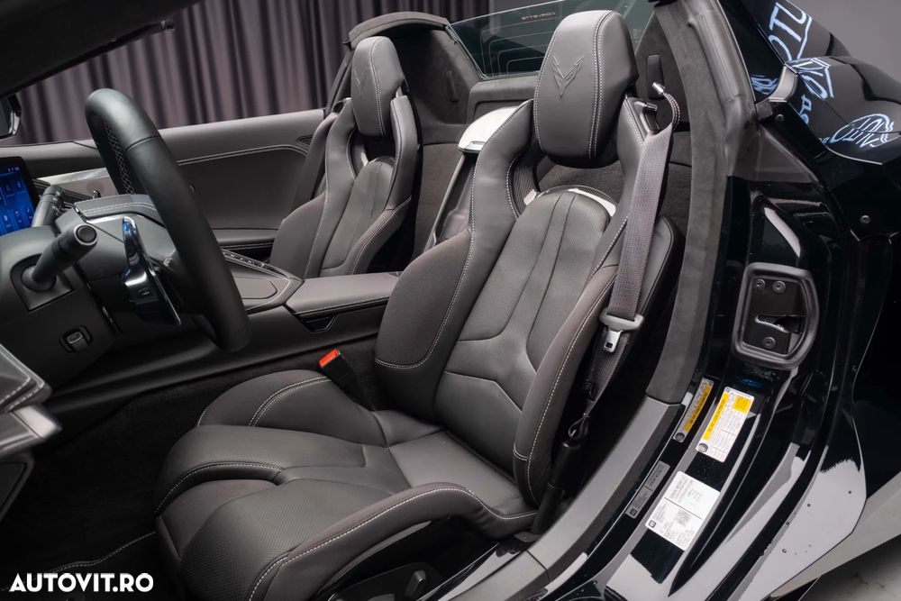 Chevrolet Corvette Stingray 3LT 6.2 V8 Automatik - 33