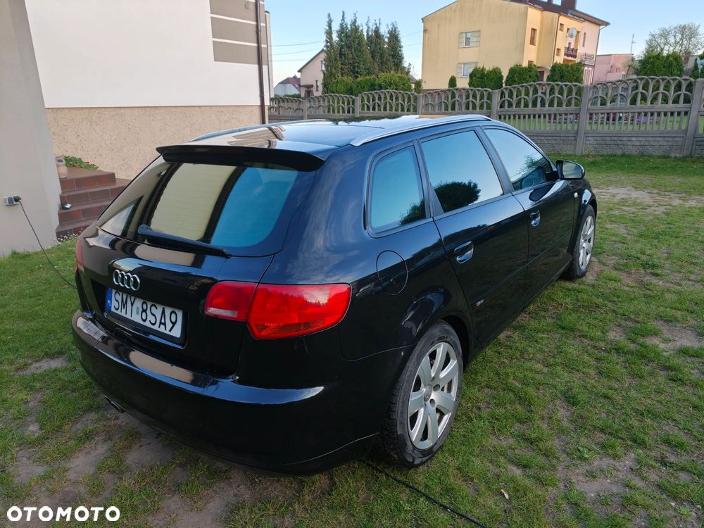 Audi A3 Sportback 2.0 TDI DPF Quattro Attraction - 5