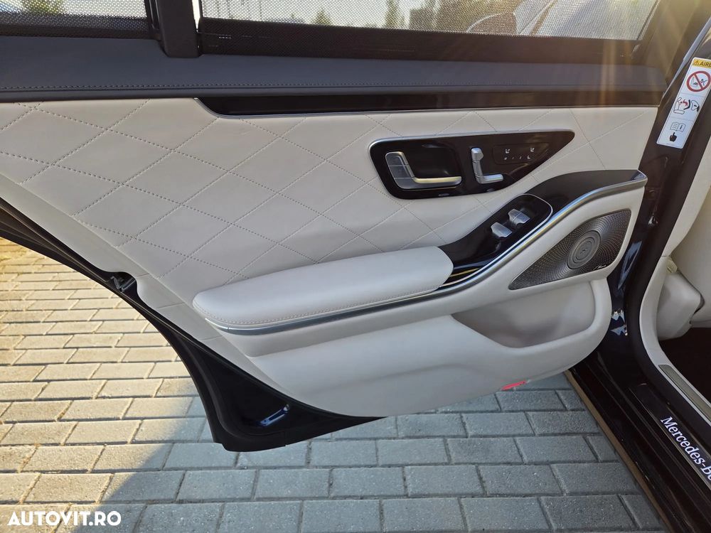 Mercedes-Benz S 500 4MATIC L 9G-TRONIC - 29