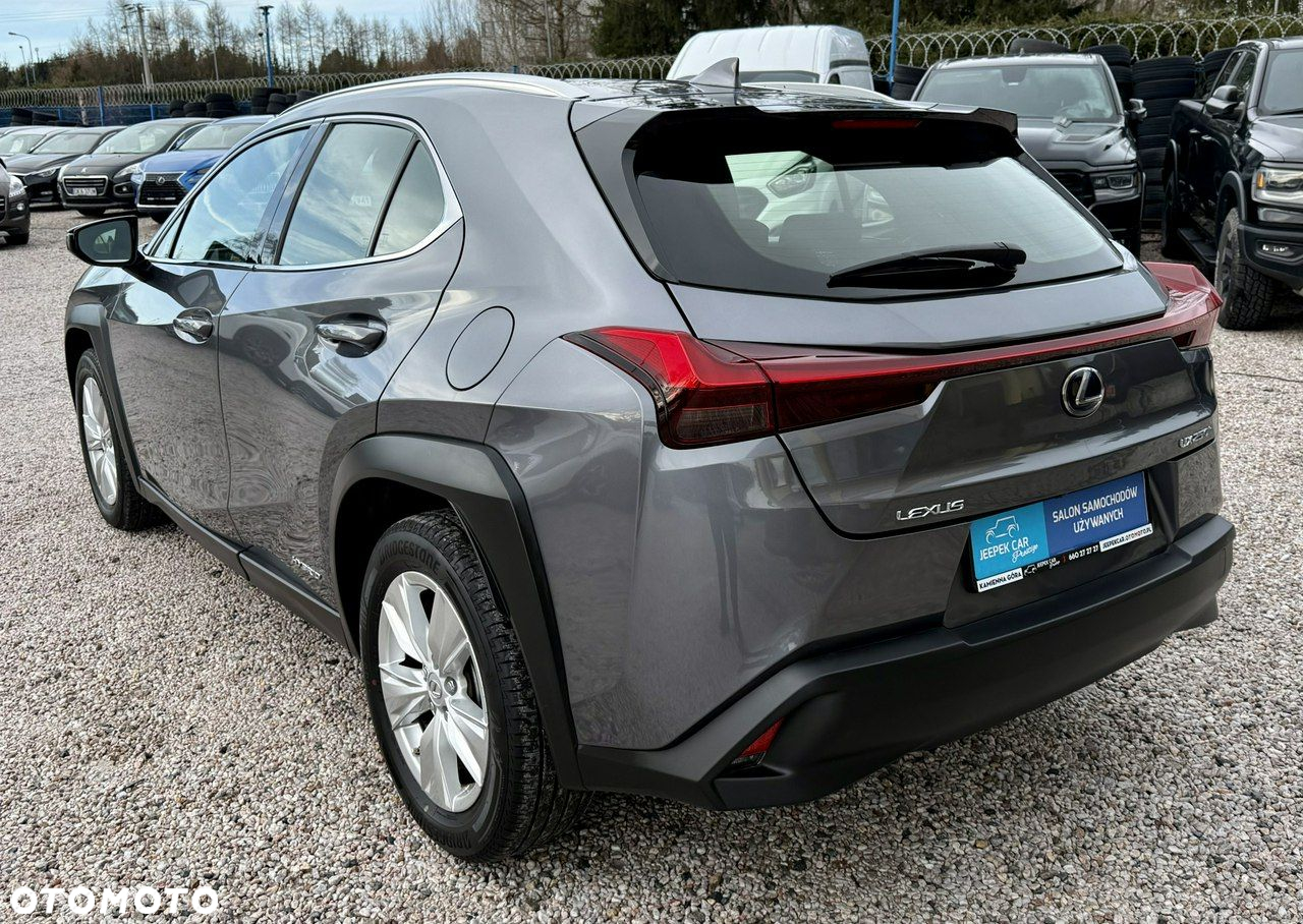 Lexus UX 250h Elegance 2WD - 4