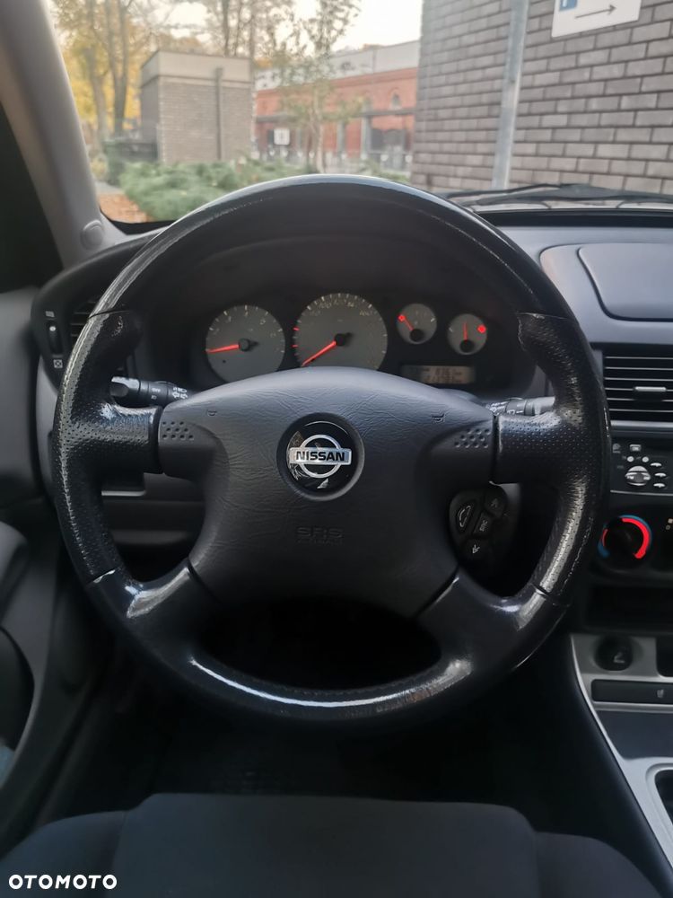 Nissan Almera - 19