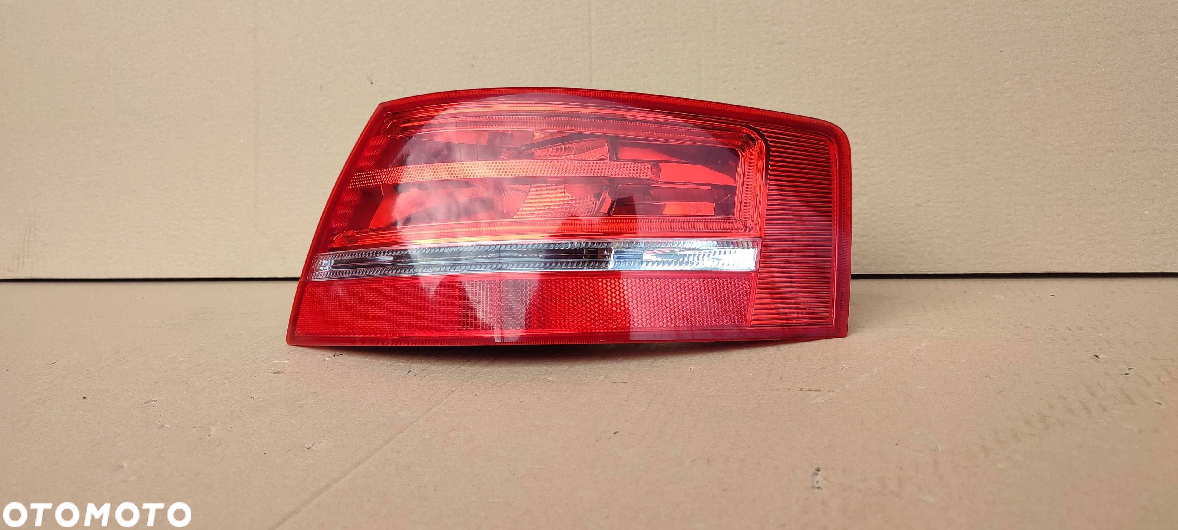 AUDI A3 8P 8P7 cabrio lampa prawa tył tylna w błotnik idealna oryg EU - 1