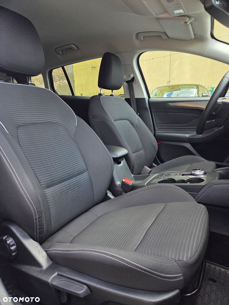 Ford Focus 1.5 EcoBoost Titanium - 15