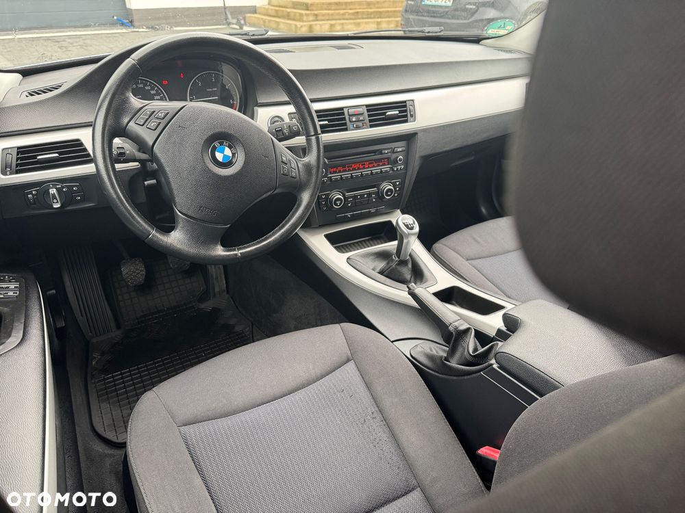BMW Seria 3 318d DPF Edition Lifestyle - 7