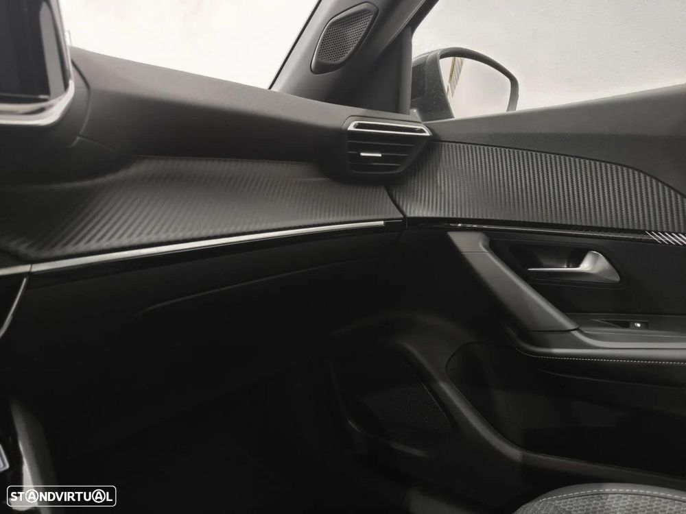 Peugeot e-2008 54 kWh Allure - 21