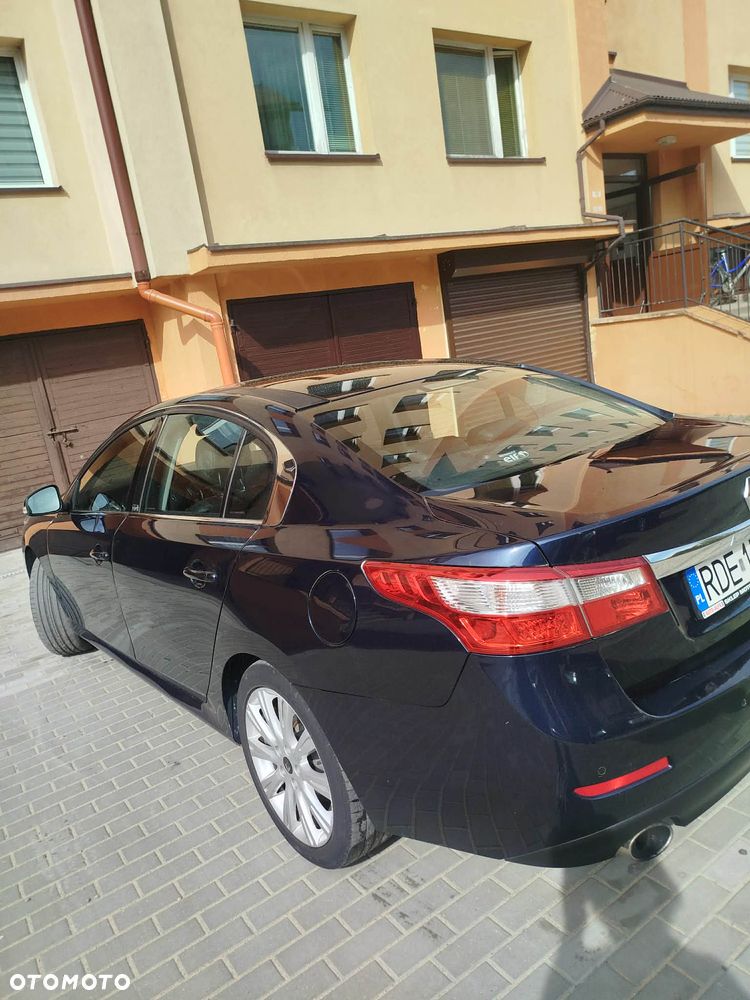 Renault Latitude - 13