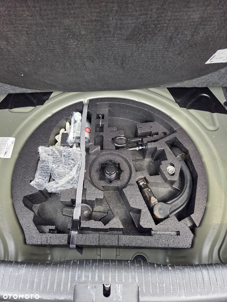 Volkswagen Golf - 15