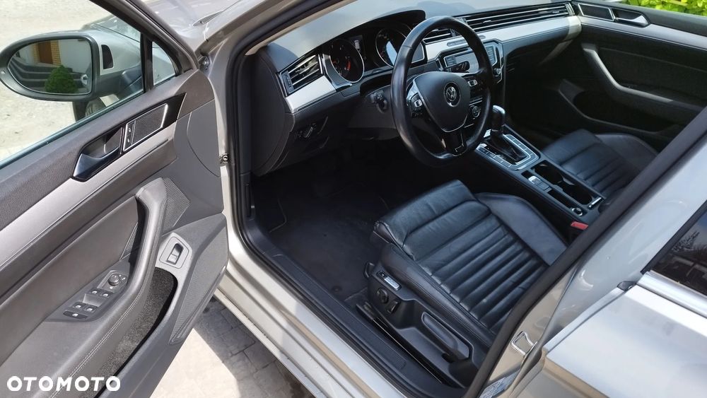 Volkswagen Passat Variant 2.0 TDI SCR DSG Comfortline - 3