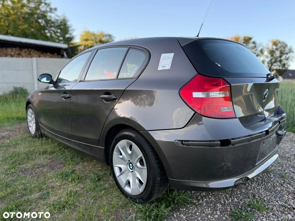 BMW Seria 1 - 21