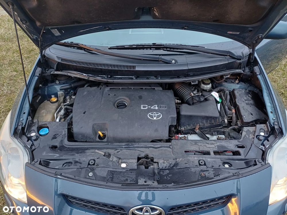 Toyota Auris 2.0 D-4D Sol - 13