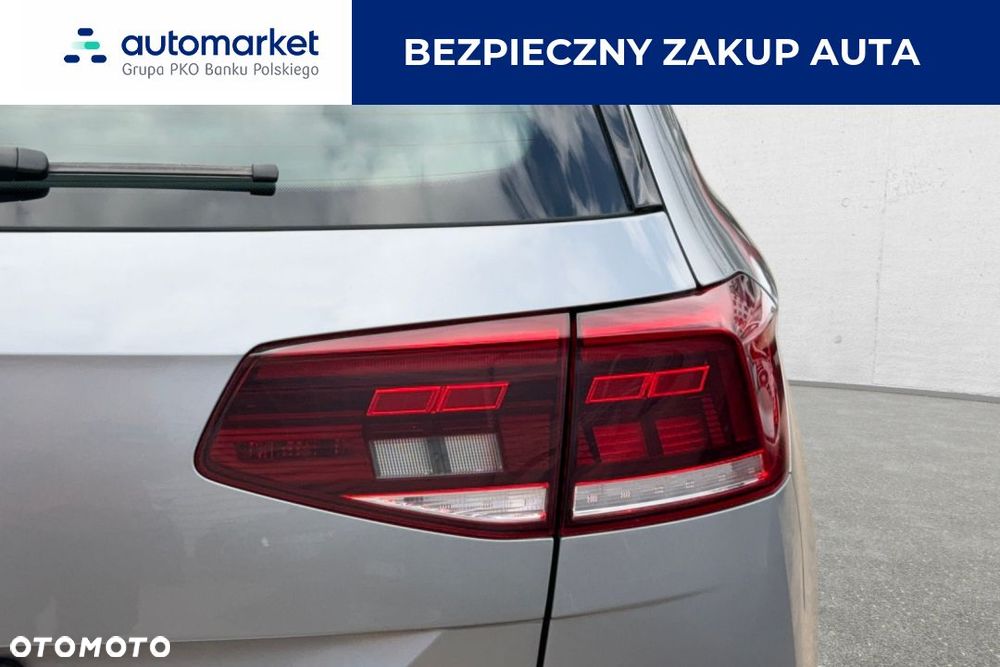Volkswagen Passat - 13