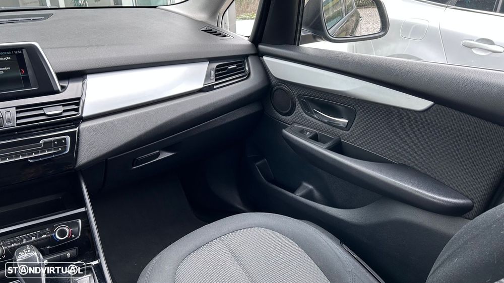 BMW 216 Active Tourer d Line Sport Auto - 16