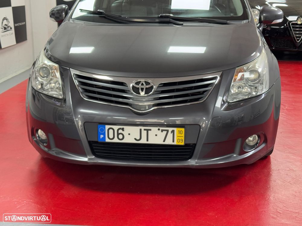 Toyota Avensis SW 2.0 D-4D Exclusive +Pele+GPS - 47
