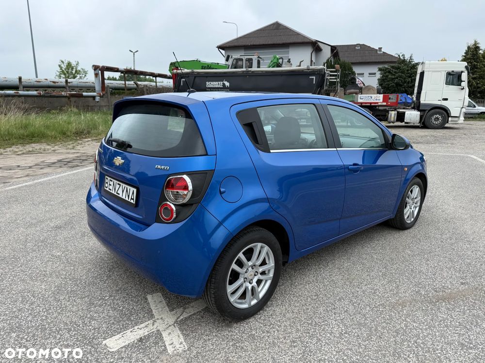 Chevrolet Aveo 1.6 LTZ - 8