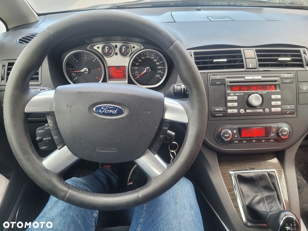 Ford C-Max 2010 photo 5