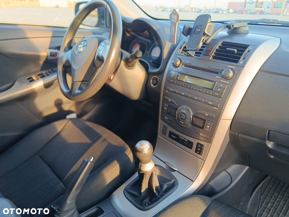 Toyota Corolla 1.6 VVT-i Prestige Start - 11