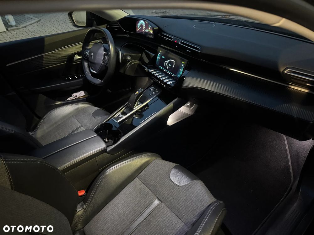 Peugeot 508 1.6 PureTech HYbrid PHEV Allure S&S EAT8 - 11