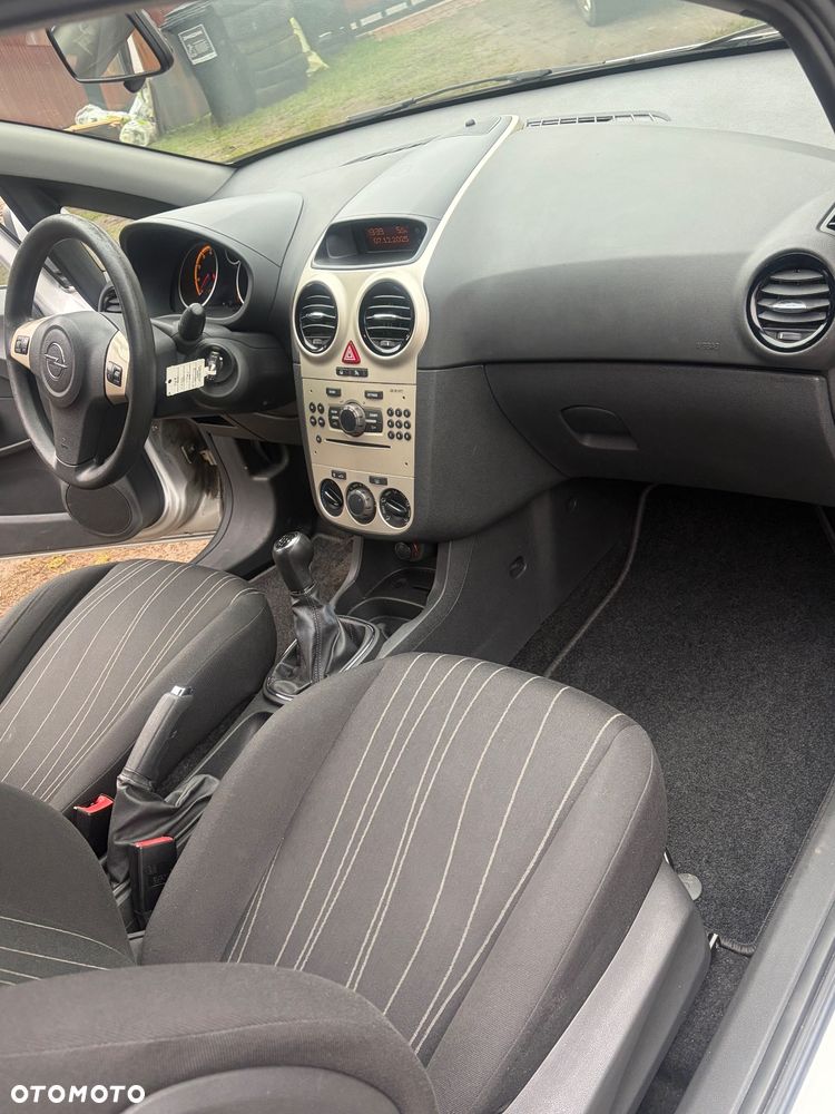 Opel Corsa 1.2 16V - 14