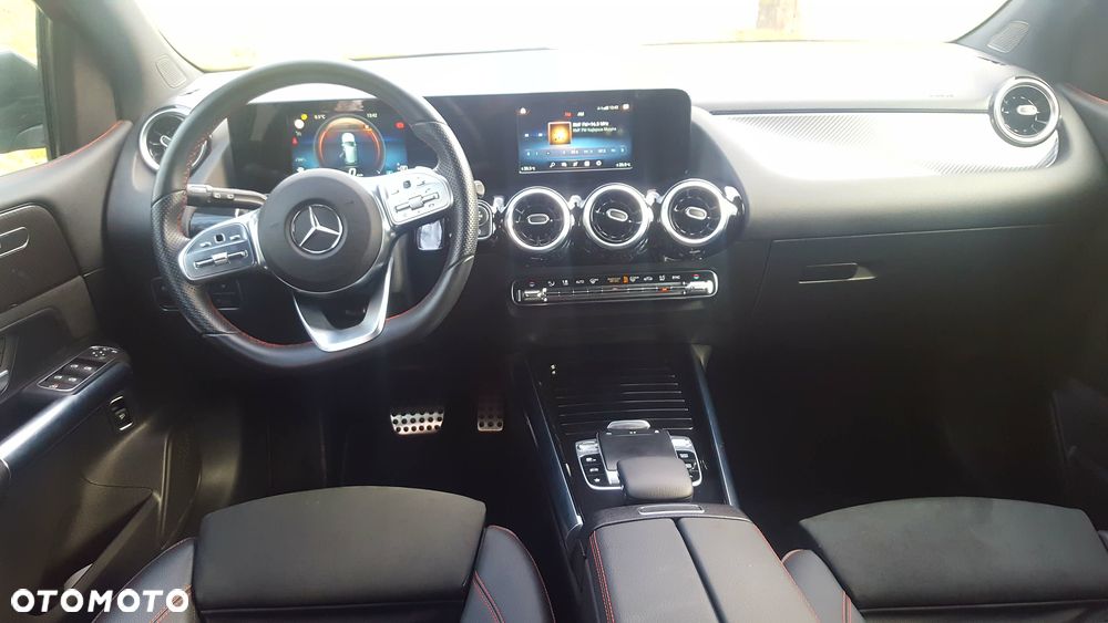Mercedes-Benz Klasa B 180 d AMG Line 7G-DCT - 10