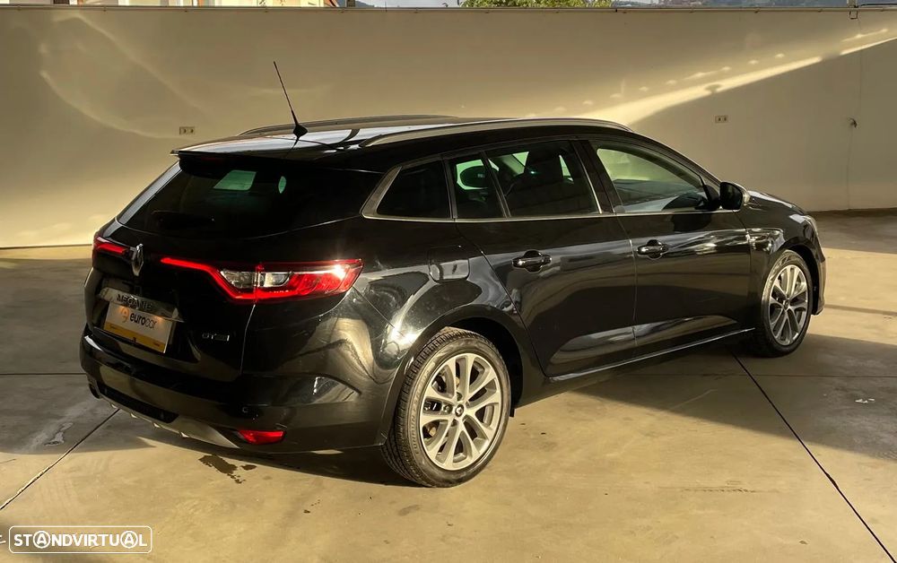 Renault Mégane Sport Tourer 1.5 Blue dCi GT Line - 4