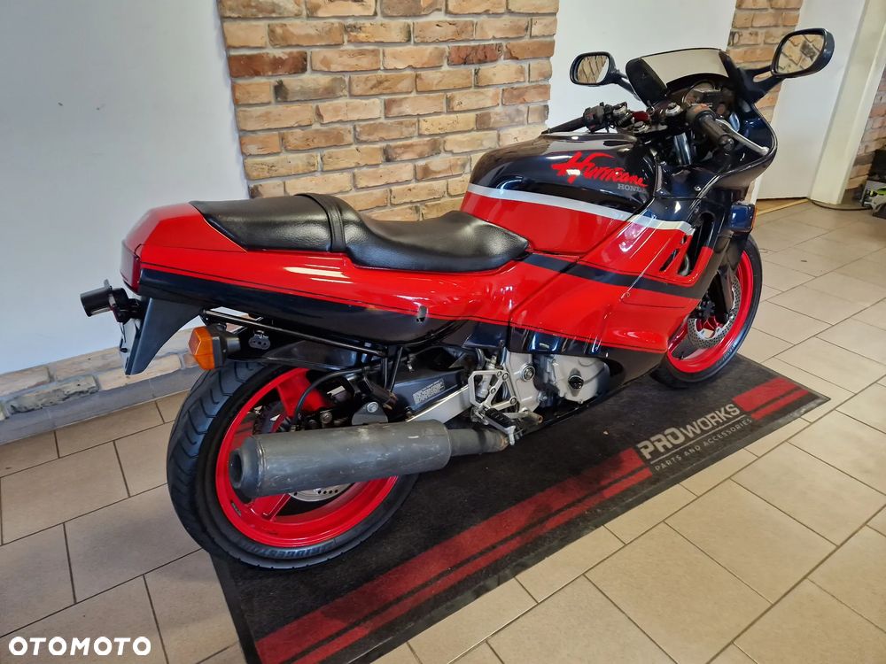 Honda CBR - 4