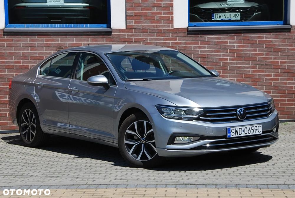 Volkswagen Passat 2.0 TSI Business DSG - 18