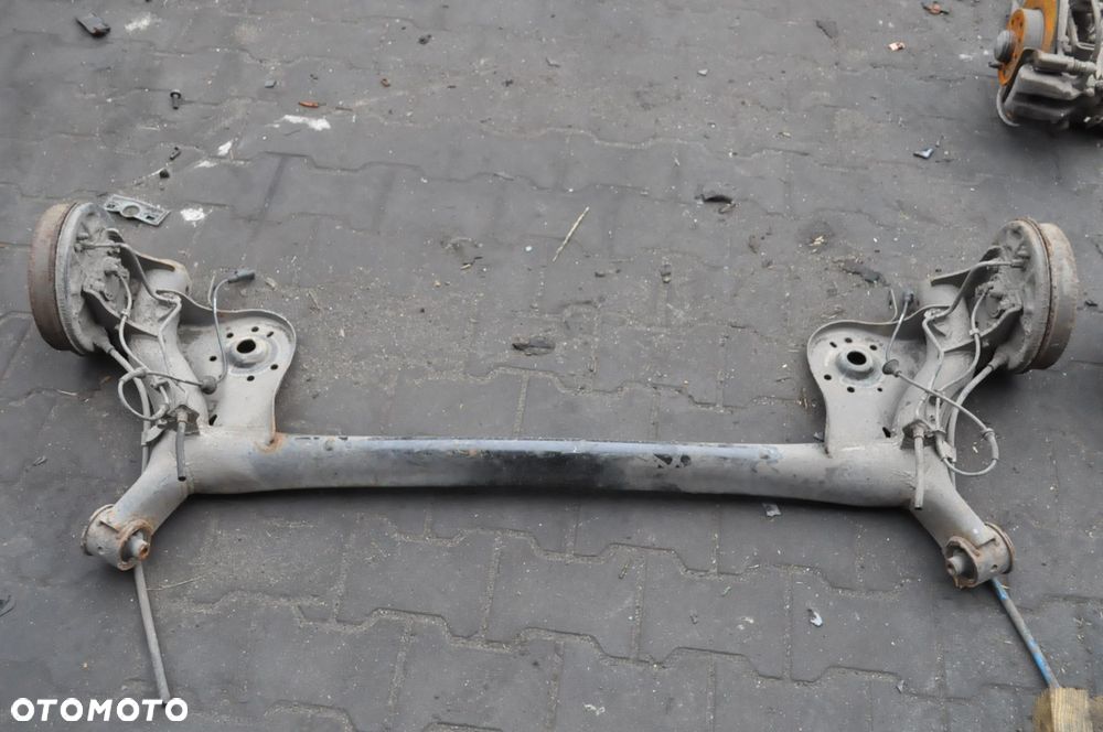 TOYOTA AYGO II ZAWIESZENIE BELKA TYŁ - 5