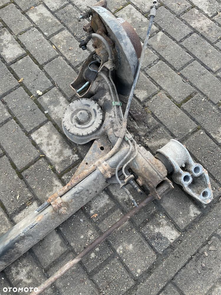 Audi A3 A4 B5 PASSAT B5 VW GOLF IV OCTAVIA belka zawieszenia tył tylna - 5